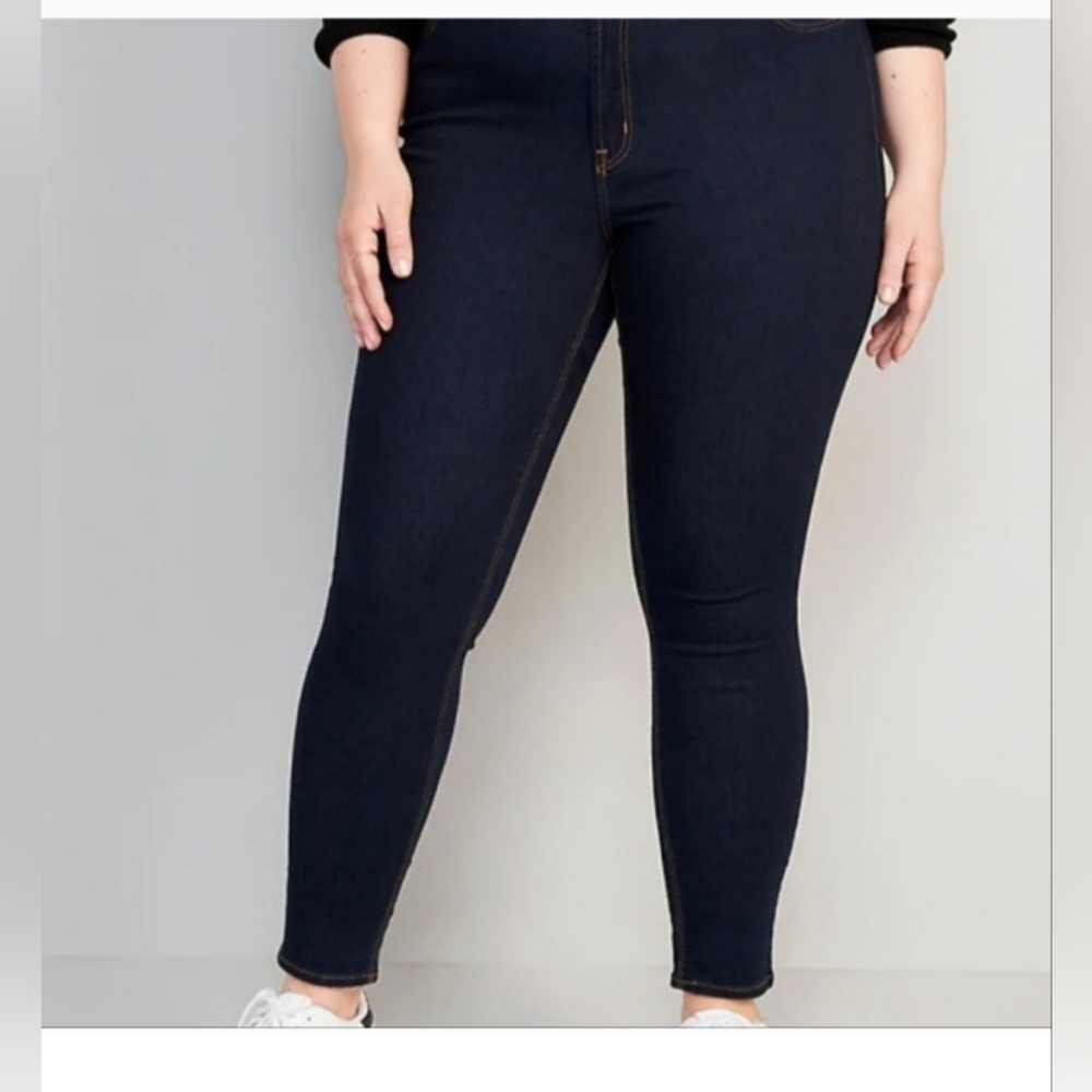 NEW Old Navy 24 SHORT womens 24W  petite Rockstar Super Skinny Jeans Dar…